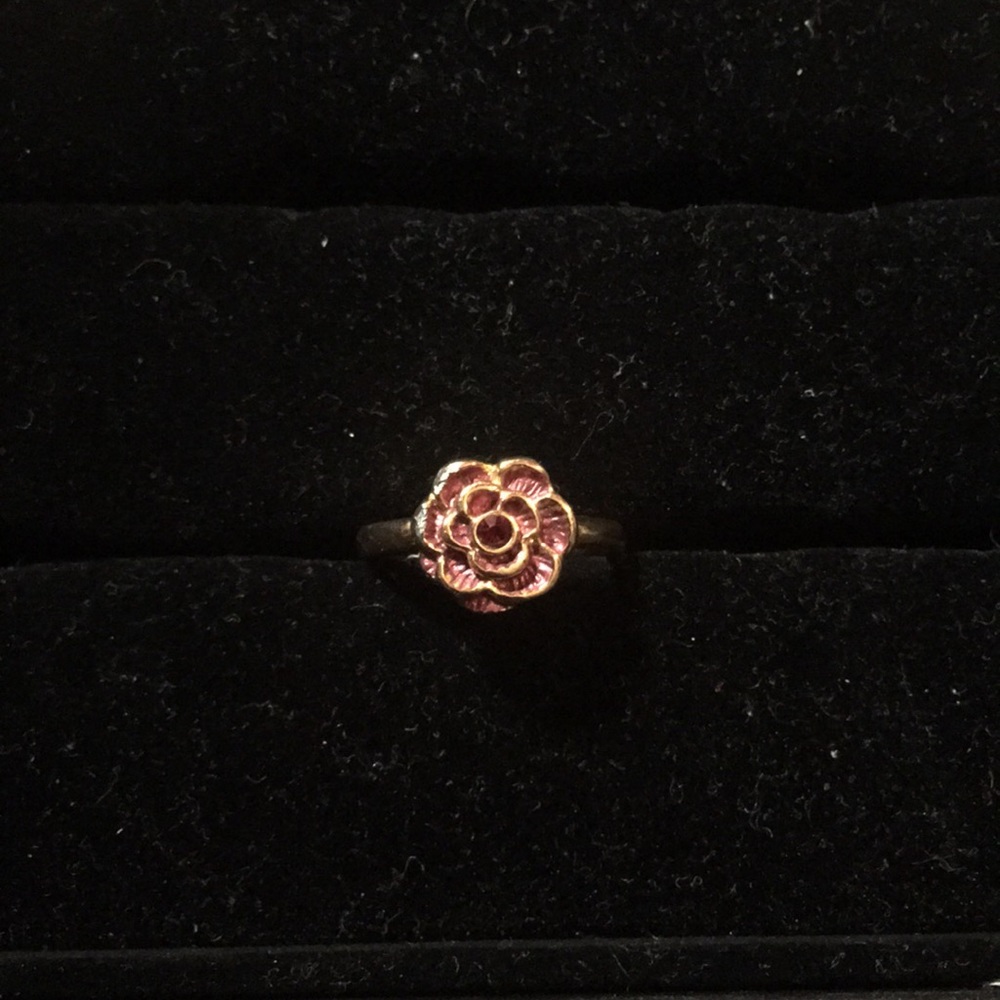 Gold Ring Rose